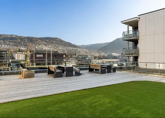 Dinbnb I Luxury With Views L Large Balcony Semesterbostad