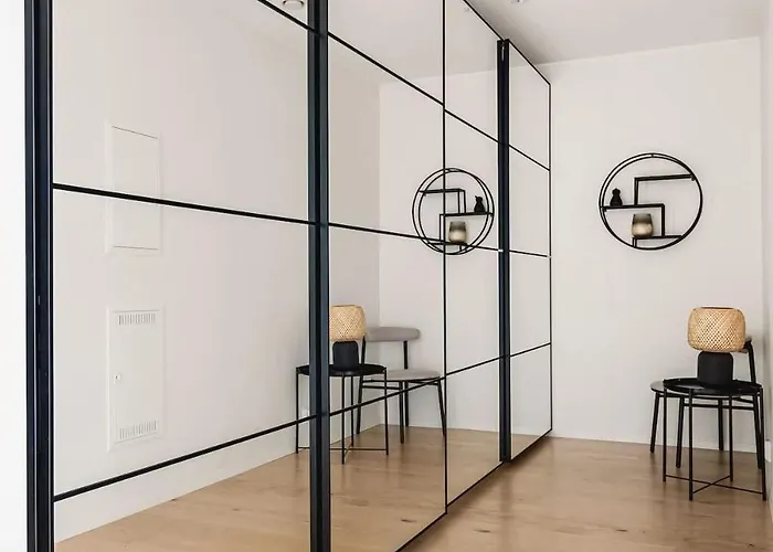 Dinbnb I Luxury With Views L Large Balcony Semesterbostad *