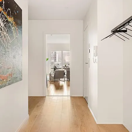 Dinbnb I Luxury With Views L Large Balcony Semesterbostad